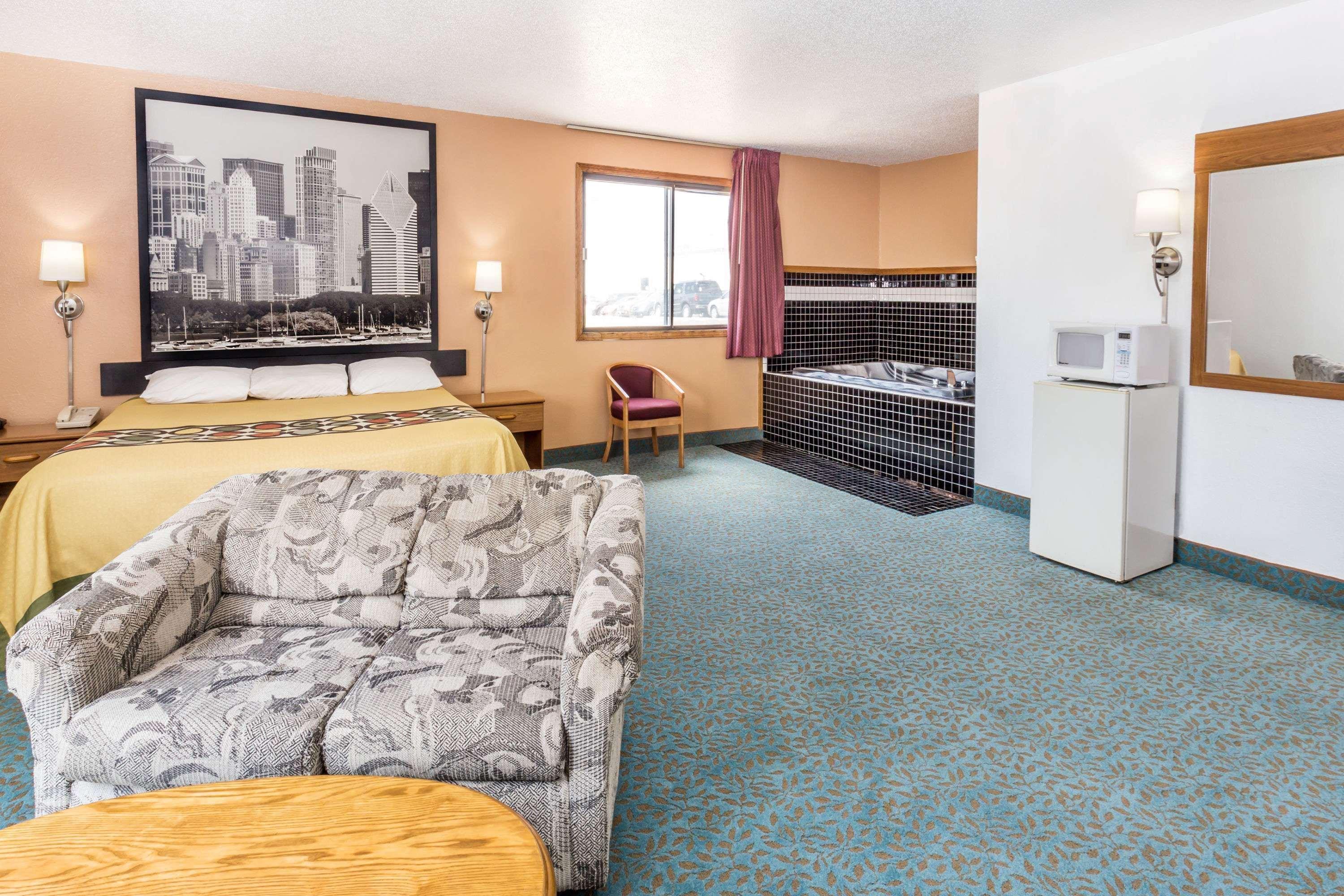 Super 8 By Wyndham Bourbonnais/Kankakee Area Dış mekan fotoğraf