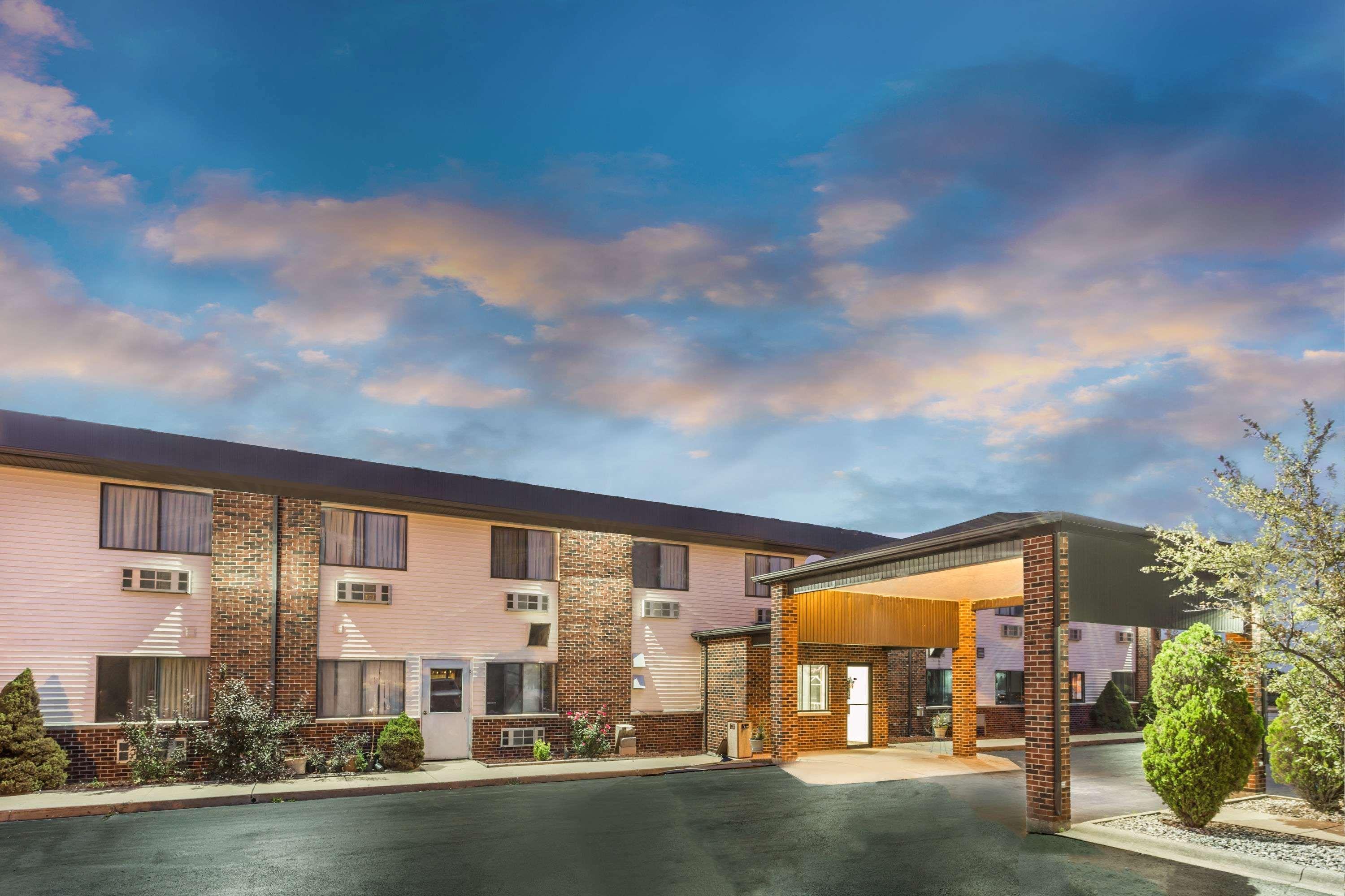 Super 8 By Wyndham Bourbonnais/Kankakee Area Dış mekan fotoğraf